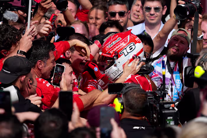 Leclerc eindigt met wachten op een overwinning in de Britse Grand Prix nu F1-leider Antonelli meer problemen krijgt