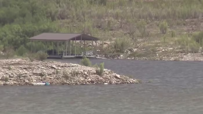 Medina Lake springt van 13% naar 24% vol in 48 uur na historische regenval in Hill Country