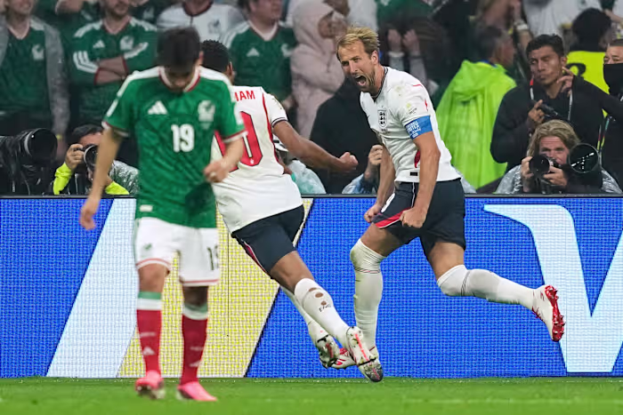 Mexico lijdt eerste WK-nederlaag in Estadio Azteca; Engeland wint met 3-2 en gaat door naar de kwartfinales