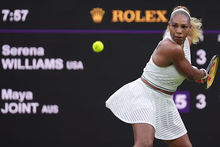 Novak Djokovic zegt dat 'mensen een beetje moeten afkoelen met hun oordeel' over Serena Williams