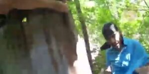 Op een bodycam-video is te zien hoe een politieagent uit San Antonio een verdachte neerschiet die tijdens de achtervolging een wapen tevoorschijn haalde
