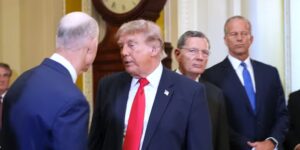 Republikeinen in de Senaat verwerpen de resolutie over oorlogsbevoegdheden nadat Trump deze tijdens de bijeenkomst van het Capitool uitscheldt