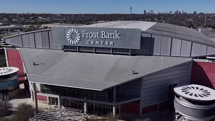 Spurs zoeken toestemming om nog een thuiswedstrijd te organiseren buiten Frost Bank Center