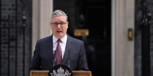 Starmer zegt dat hij zal aftreden als Britse premier, wat de Britse politiek opnieuw zal beroeren