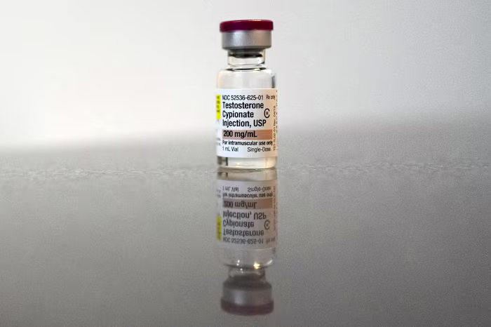 Trump-functionarissen willen het voorschrijven van testosteronmedicijnen gemakkelijker maken. Is dat een goed idee?