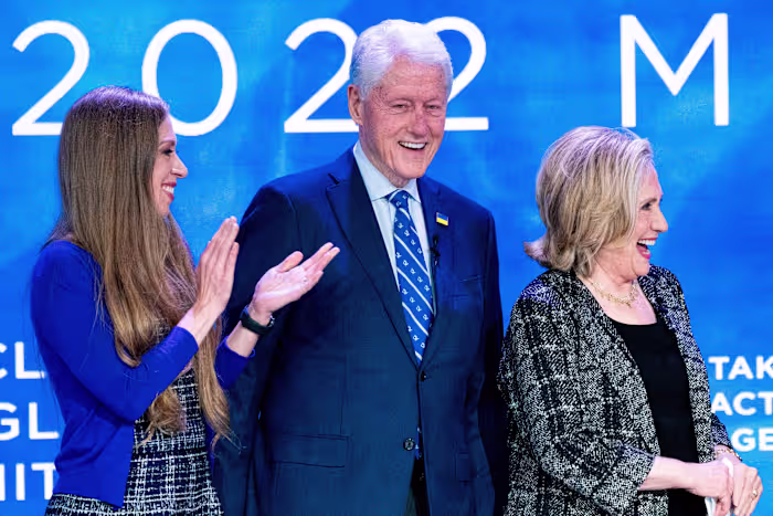 Clinton Foundation richt een instituut op om deelstaatregeringen te helpen bij het vinden van onpartijdige oplossingen