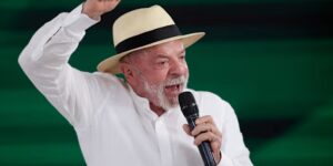 De Braziliaanse Lula lanceert een herverkiezingsbod nu de zorgen over buitenlandse inmenging toenemen