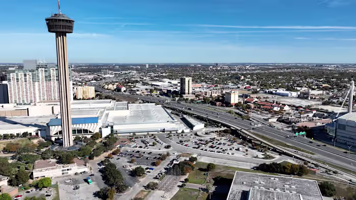 De burgemeester van San Antonio organiseert luistersessies over mogelijke stemmingen over de bijdrage van de stad aan de nieuwe Spurs-arena