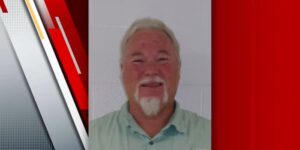 De vrederechter van Lavaca County is gearresteerd op beschuldiging van aanranding, zegt het kantoor van de sheriff