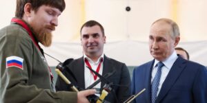 Directeur van Russische dronefabriek zwaargewond bij auto-explosie