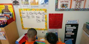 Een herziening van Trump zou de Head Start-normen voor kleuterscholen kunnen ondermijnen, waardoor staten de regels kunnen bepalen
