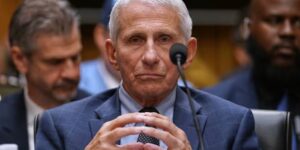 Fauci beroept zich herhaaldelijk op het Vijfde Amendement tijdens een omstreden hoorzitting in de Senaatscommissie