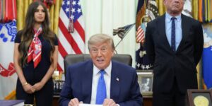 Het vaccinplan van Trump zou miljoenen individuele injecties vereisen die decennia geleden voor het laatst zijn gebruikt