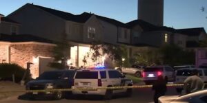 ME’s kantoor identiteitsbewijs gevonden in plastic verpakt in huis in west Bexar County, beschouwt de dood als moord