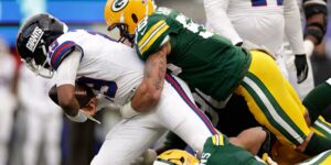 Packers’ Micah Parsons weet niet zeker wanneer hij terugkeert van een gescheurde kruisband in zijn linkerknie