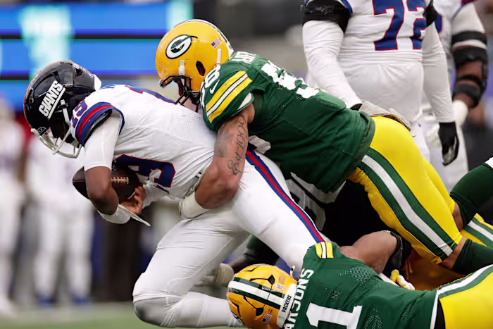 Packers' Micah Parsons weet niet zeker wanneer hij terugkeert van een gescheurde kruisband in zijn linkerknie