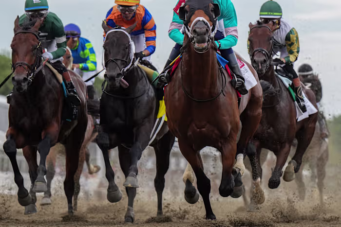 Preakness verschuift terug naar drie weken en een dag na de Kentucky Derby, die op zondag wordt verreden