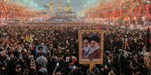Sjiitische moslims sluiten zich aan bij de Arbaeen-bedevaart in Irak, uit angst voor een escalatie tussen de VS en Iran