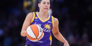 Sparks stuurt Kelsey Plum naar Mercury voor een eerste ronde in 2026, en Monique Akoa Makani