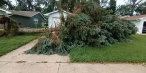 Tienduizenden mensen in Indiana zitten een week na dodelijke stormen nog steeds zonder stroom