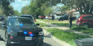 4 in hechtenis genomen na achtervolging van gestolen voertuigen aan Northwest Side, zegt SAPD