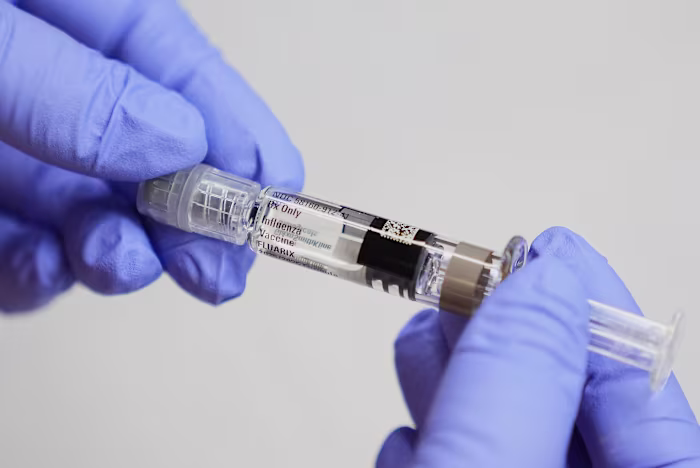 Amerikaanse topartsen bieden bijgewerkte aanbevelingen voor griep- en COVID-vaccins, met als doel de verwarring te verminderen
