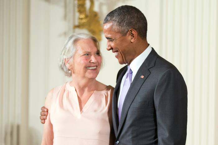 Annie Dillard, Pulitzer-winnende auteur van 'Pilgrim at Tinker Creek', sterft op 81-jarige leeftijd