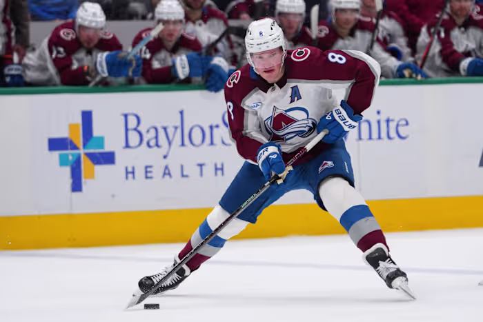 Avs-verdediger Cale Makar tekent de rijkste deal in de geschiedenis van de NHL voor $ 163,2 miljoen over acht jaar