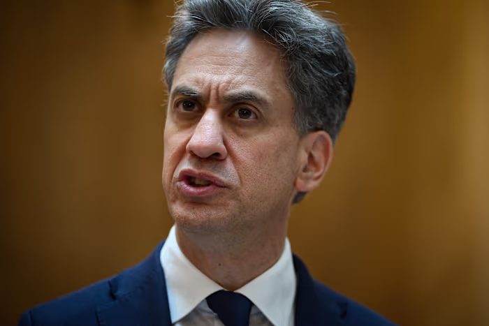 Britse regering verbiedt goederen uit Israëlische nederzettingen en beschuldigt kolonisten van ‘etnische zuivering’