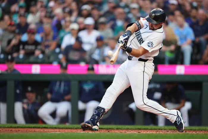 Cal Raleigh slaat career-high 3 homeruns voor de Mariners tegen de Phillies