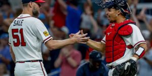 Chris Sale heeft 11 strikeouts in een 5-hit shutout toen Braves Yamamoto en Dodgers met 1-0 versloeg voor een 3-game sweep