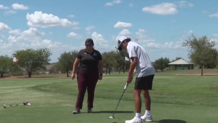 Christi Cano van Texas A&M University-San Antonio blijft glazen plafonds verbrijzelen