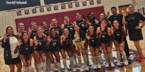Churchill-volleybal bouwt momentum op met de overwinning van de SAISD Invitational nu de play-offs beginnen