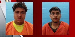 DHS: Immigratie-gevangene heeft aangifte gedaan voor twee mannen die ervan worden beschuldigd de fatale crash in New Braunfels te hebben veroorzaakt
