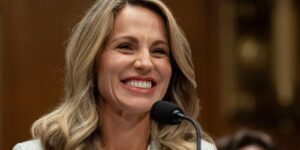 De Senaatscommissie bevordert de benoeming van dr. Nicole Saphier tot algemeen chirurg