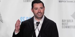 De eigenaar van de 49ers, Jed York, sms’te een vrouw waarvan hij dacht dat ze een prostituee was voordat hij werd gearresteerd tijdens een politiesteek