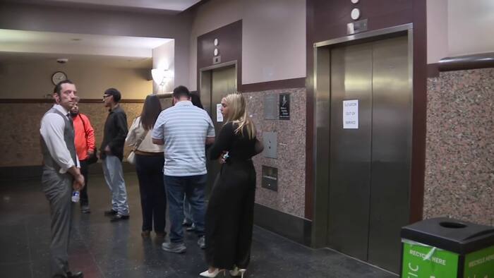 De liftproblemen van het Cadena-Reeves Justice Center gaan de derde week in, omdat de lift van de gevangenen ook uitvalt