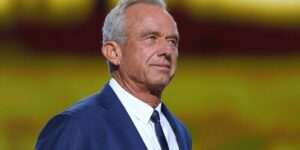 Democraten dringen bij RFK Jr. aan op een wijziging van de ethische overeenkomst met betrekking tot de honoraria van advocatenkantoren