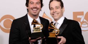 Duncan Sheik, Tony- en Grammy-winnende ‘Spring Awakening’-componist en popster, sterft op 56-jarige leeftijd