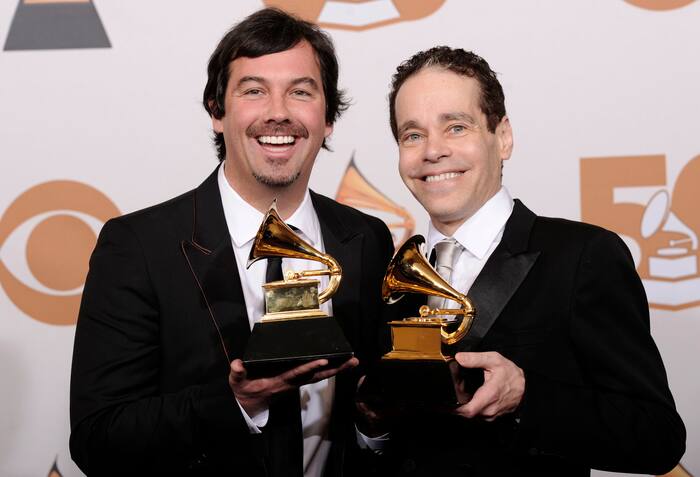 Duncan Sheik, Tony- en Grammy-winnende 'Spring Awakening'-componist en popster, sterft op 56-jarige leeftijd