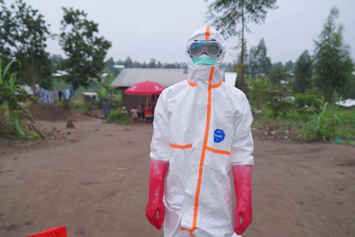 Er zijn geen Ebola-gevallen aangetroffen op een in quarantaine geplaatste rivierboot, zeggen de Congolese autoriteiten