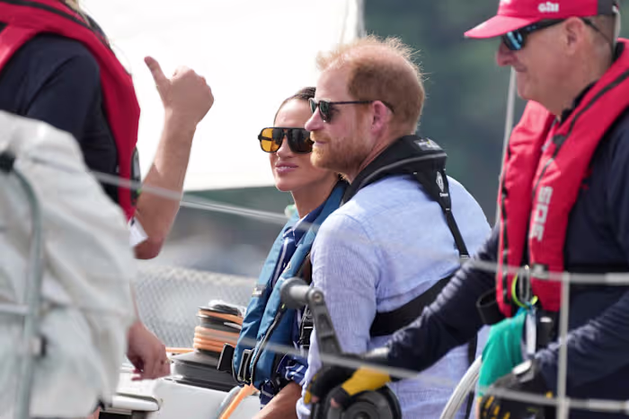 Harry en Meghan waren verrast door de manier waarop Buckingham Palace een brief vrijgaf over de niet-werkende koninklijke status
