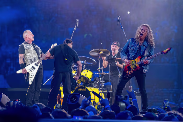 Metallica kondigt Alamodome-concert aan als onderdeel van tourverlenging