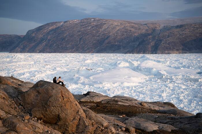 Satellieten laten zien dat de aarde in 47 jaar tijd meer dan 12 biljoen ton ijs uit Groenland en Antarctica heeft verloren