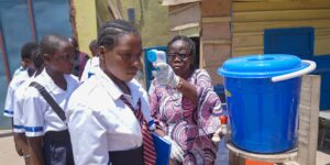 Scholen gaan weer open in het Ebola-epicentrum in Congo, ondanks zorgen van ouders en leraren