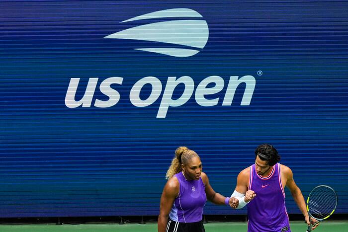Serena Williams en Carlos Alcaraz zijn uitgeschakeld in het gemengd dubbelspel op de US Open