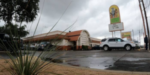 Voormalig manager van Don Pedro gearresteerd nadat hij naar verluidt restaurant South Side had beroofd, aldus een beëdigde verklaring