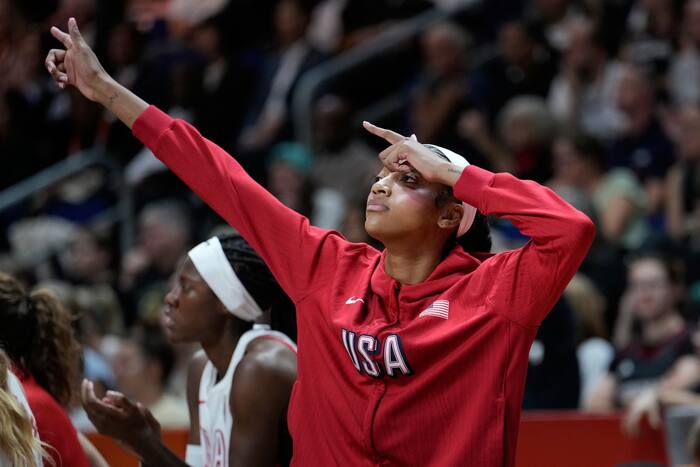 Angel Reese heeft 30 punten en 10 rebounds om de Dream te helpen de zon te verslaan 103-59
