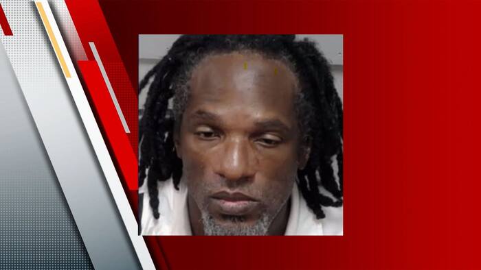 BCSO: Man beschuldigd van het bedreigen van vrouw met mes, gearresteerd na SWAT-impasse in Bexar County