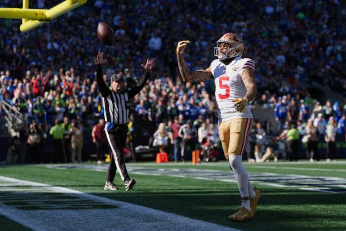 Brock Purdy leidt twee late scoringsritten en levert een 32-29 overwinning op voor de 49ers op de Seahawks